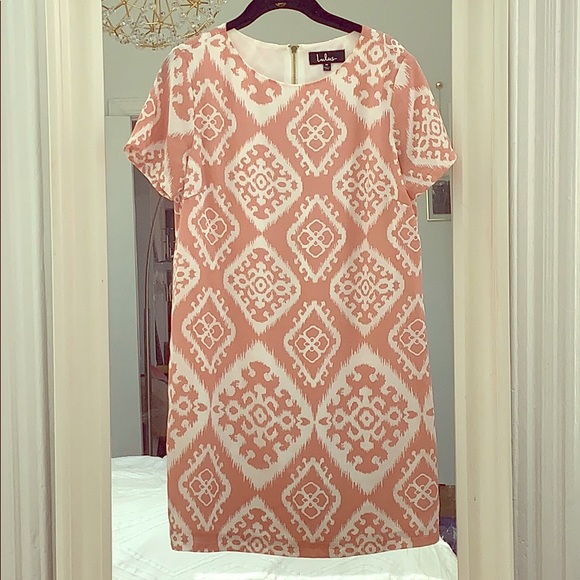 Lulus || Pink & White Shift Dress - Picture 2 of 4